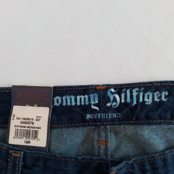Tommy Hilfiger Boyfriend Bootcut easy fit Jeans NWT Size 16 - Picture 3 of 11